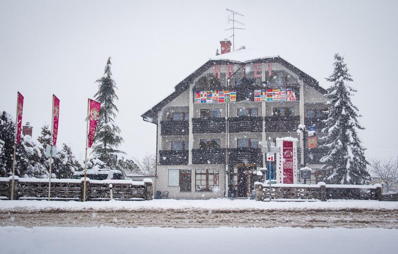 Hotel Krona Domzale Exterior photo